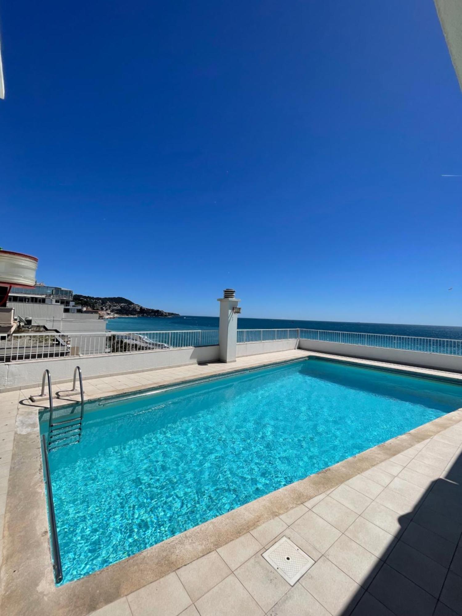 Royal Lux Promenade Des Appartamento *